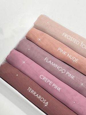 flatlay pink nude fix