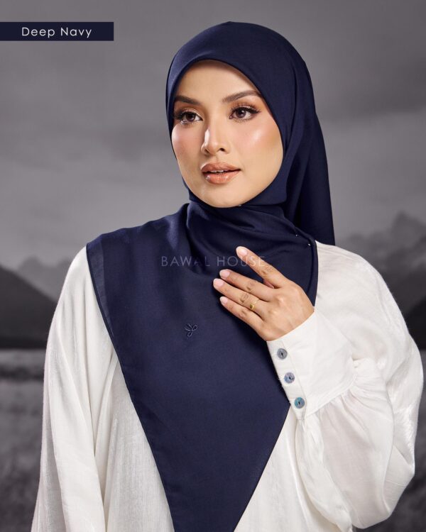 Deep navy 2