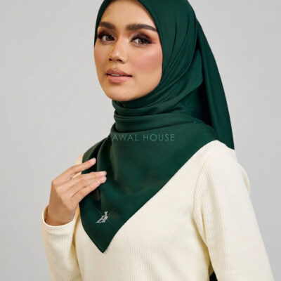 EMERALD GREEN