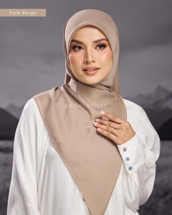 Pale beige 2
