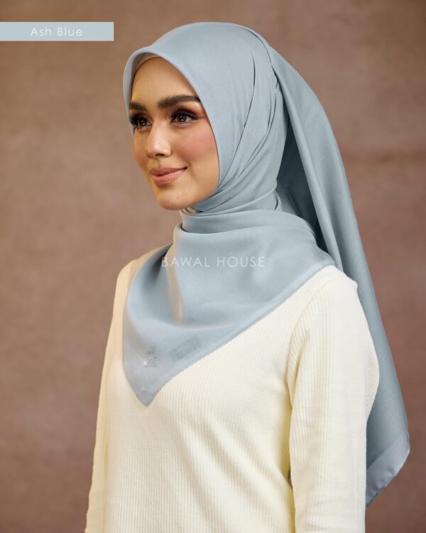 ash blue2