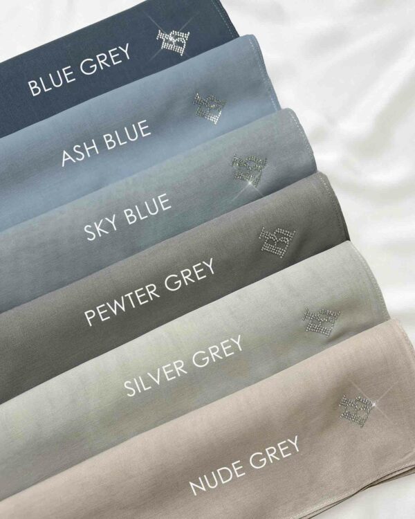 set blue grey