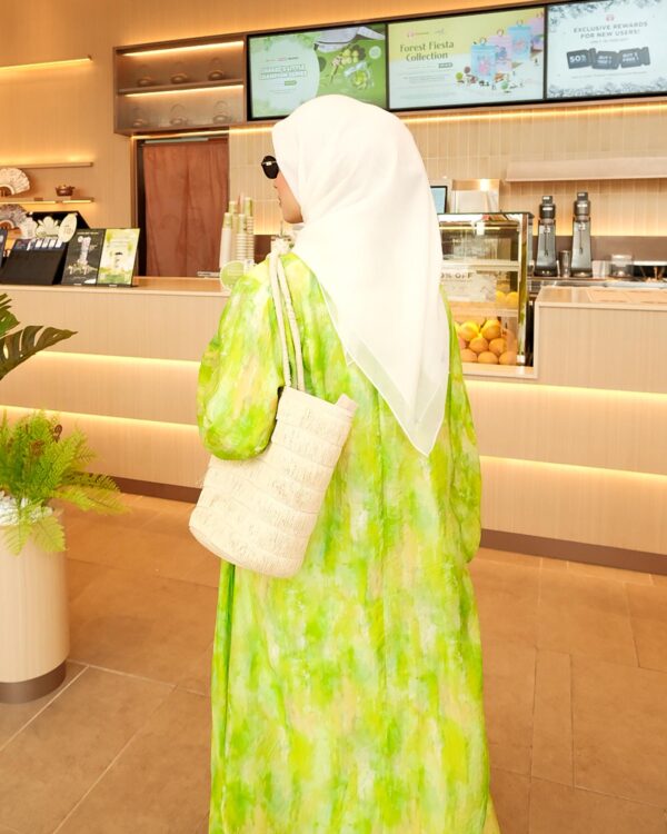 bright green 10
