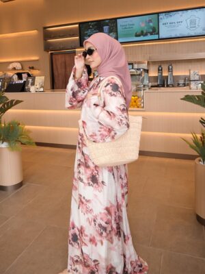 dusty pink